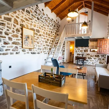 Anastasia Villa *