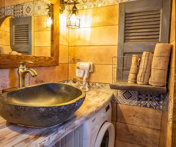 Anastasia Villa Voládha